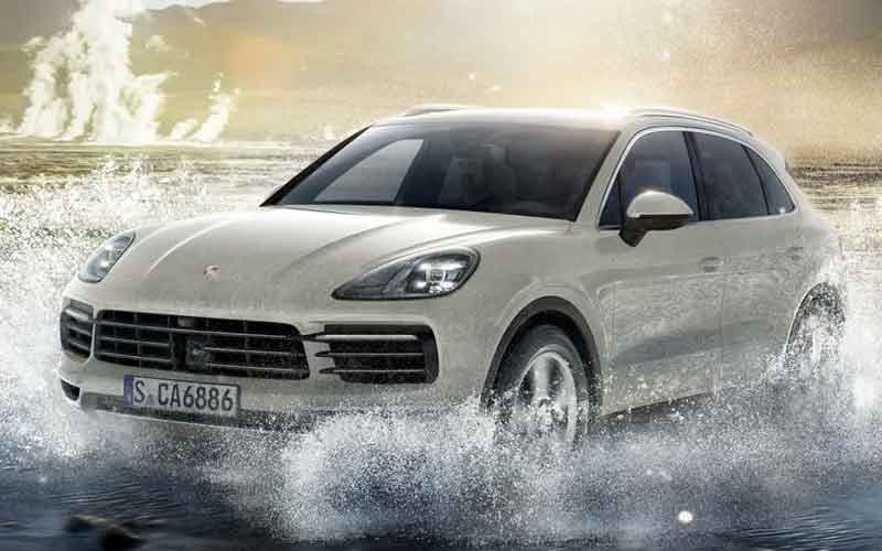 Porsche Cayenne Turbo S E Hybrid Exterior Image
