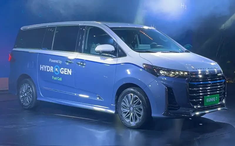 MG Euniq 7 Exterior Image