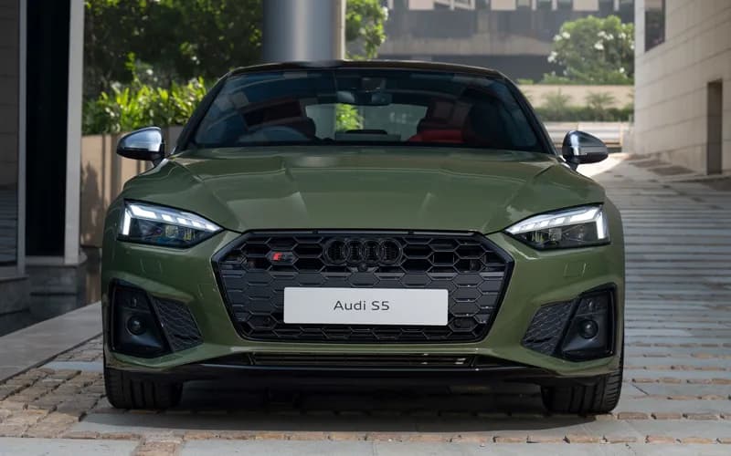 Audi S5 Exterior Image