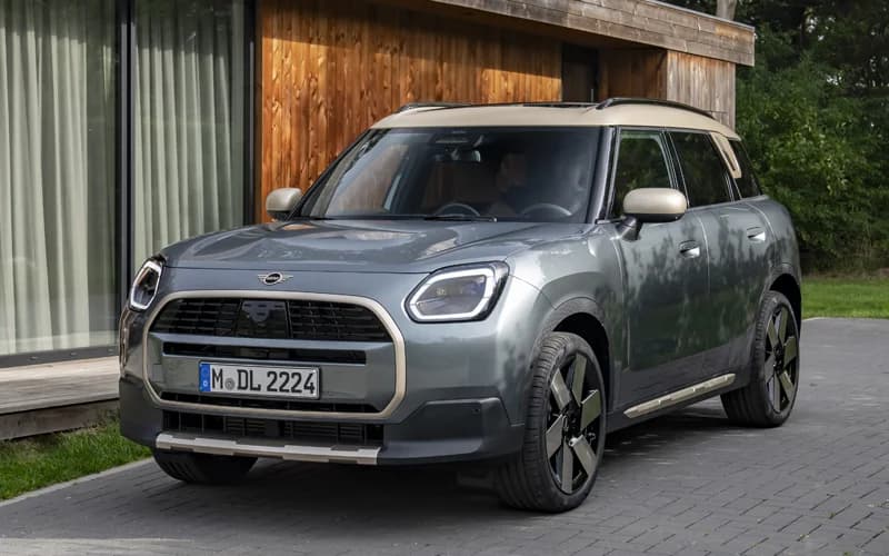 Mini Countryman Electric-2024-2025 Exterior Image