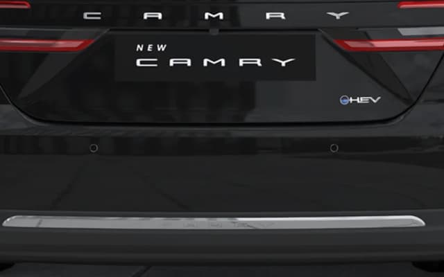 Camry-Exterior-16