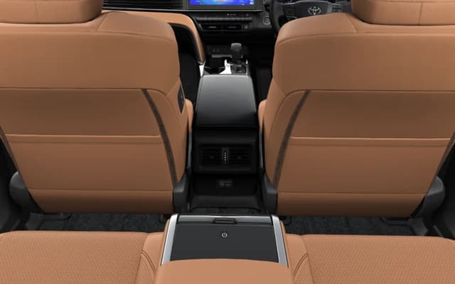 Camry-Interior-50