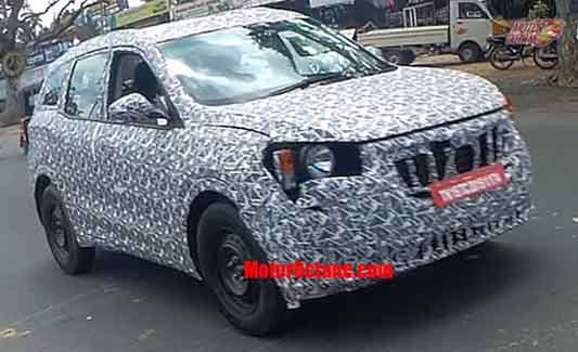 2020 Mahindra XUV500