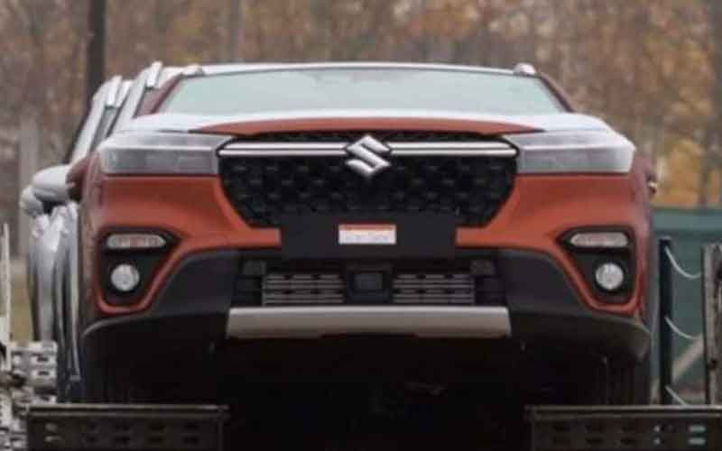 New 2022 suzuki s cross spied undisguised ahead of its reveal at dealership