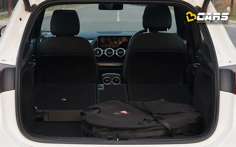 40:20:40 Split Folding Rear Seats