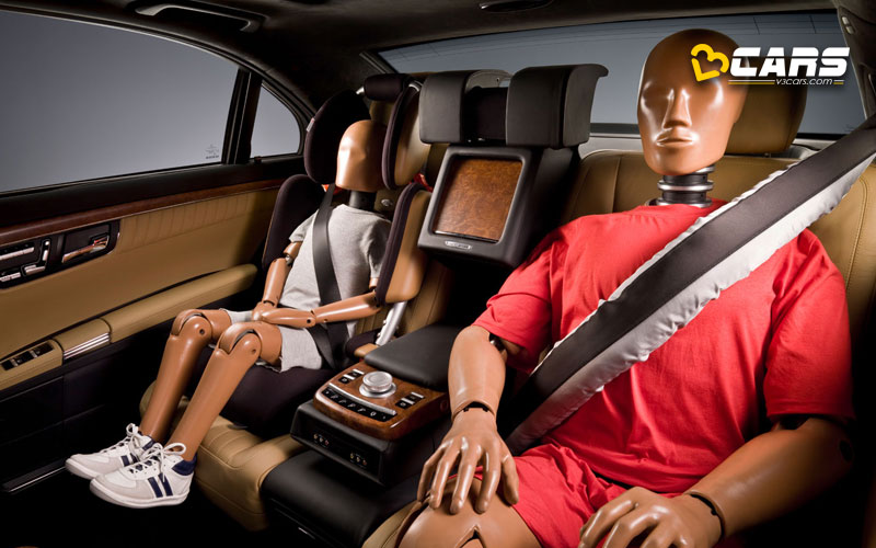 different types of airbags in cars