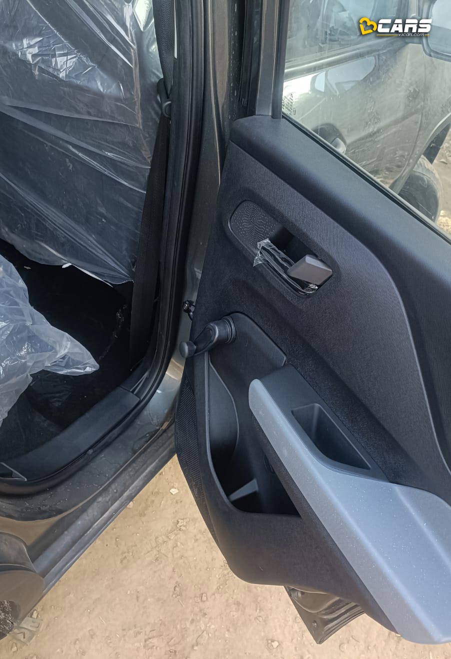 New 2026 Punch Base Variant Rear Door (Interior)