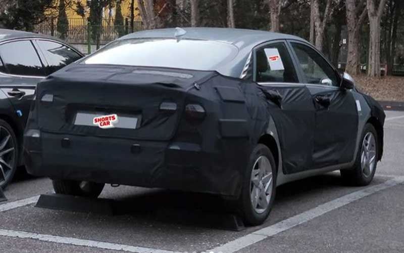 Next gen hyundai verna spied