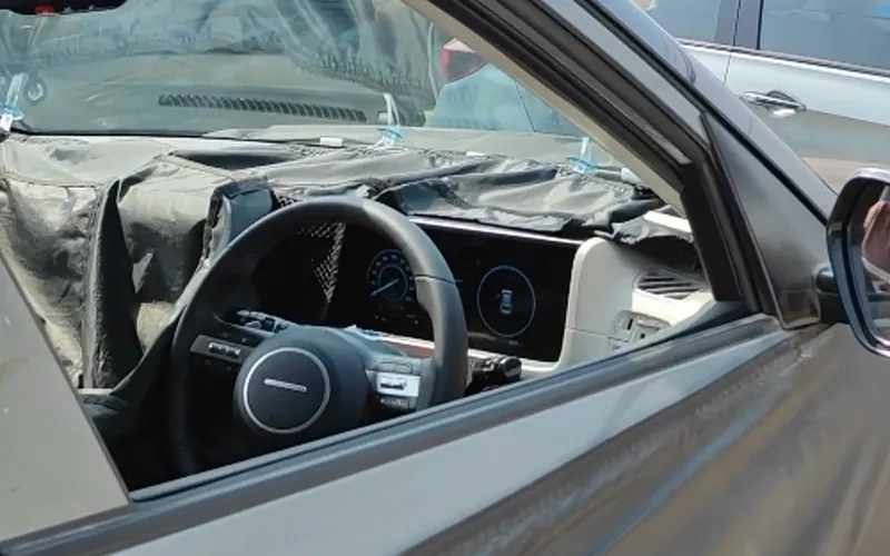 Hyundai creta ev interior spied gets minor changes over 2024 creta ice