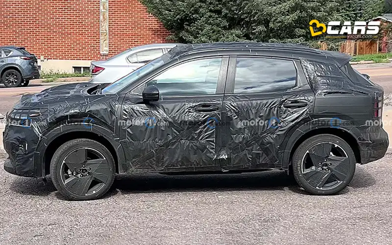 2024 nissan kicks spotted on test