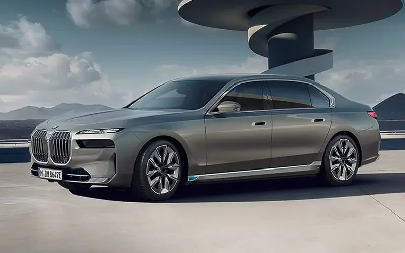 bmw-i7