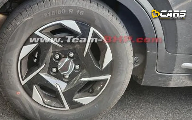 2024 kia sonet facelift spotted again