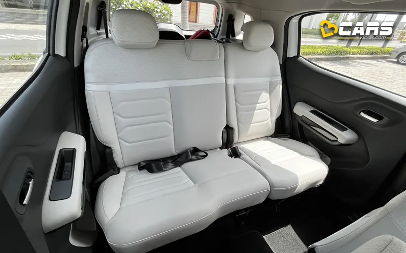 Rear Seats