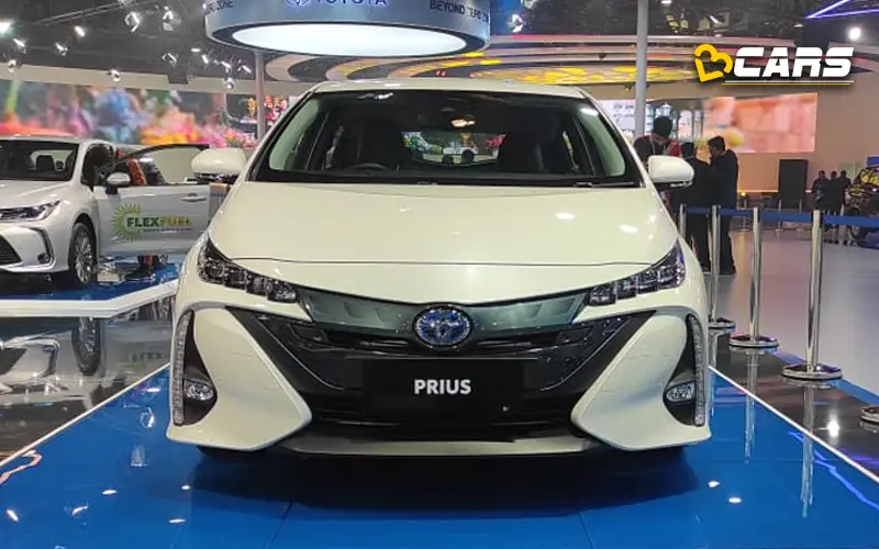 Toyota at auto expo 2023 cars suv mpv hatchback