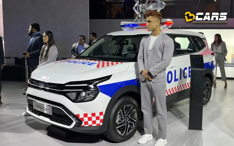 Carens police car