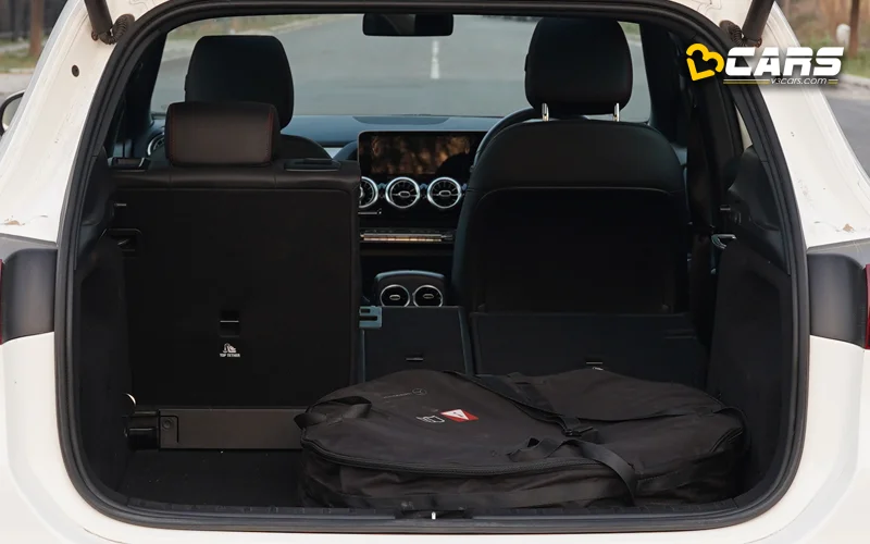 40:20:40 Split Folding Rear Seats