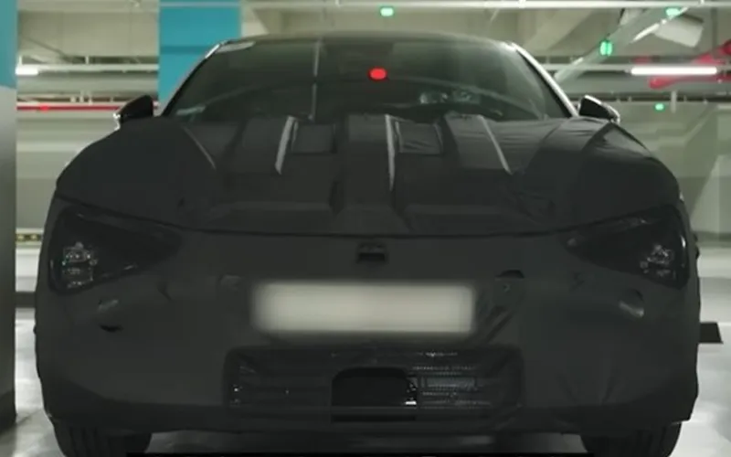 Kia ev6 facelift spied to launch in 2024