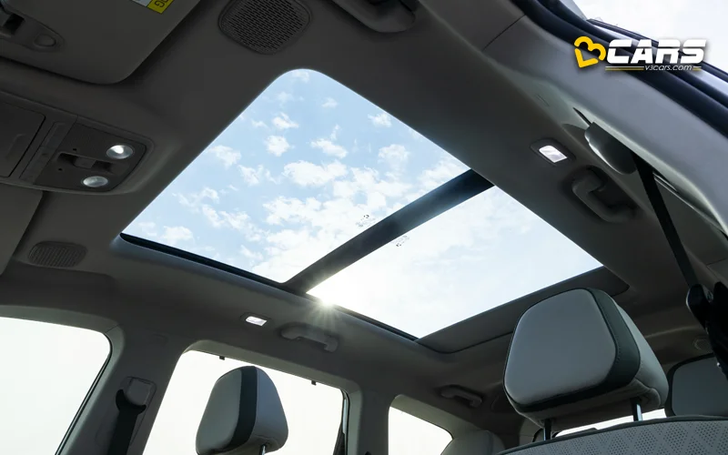 XEV 9S Panoramic Sunroof