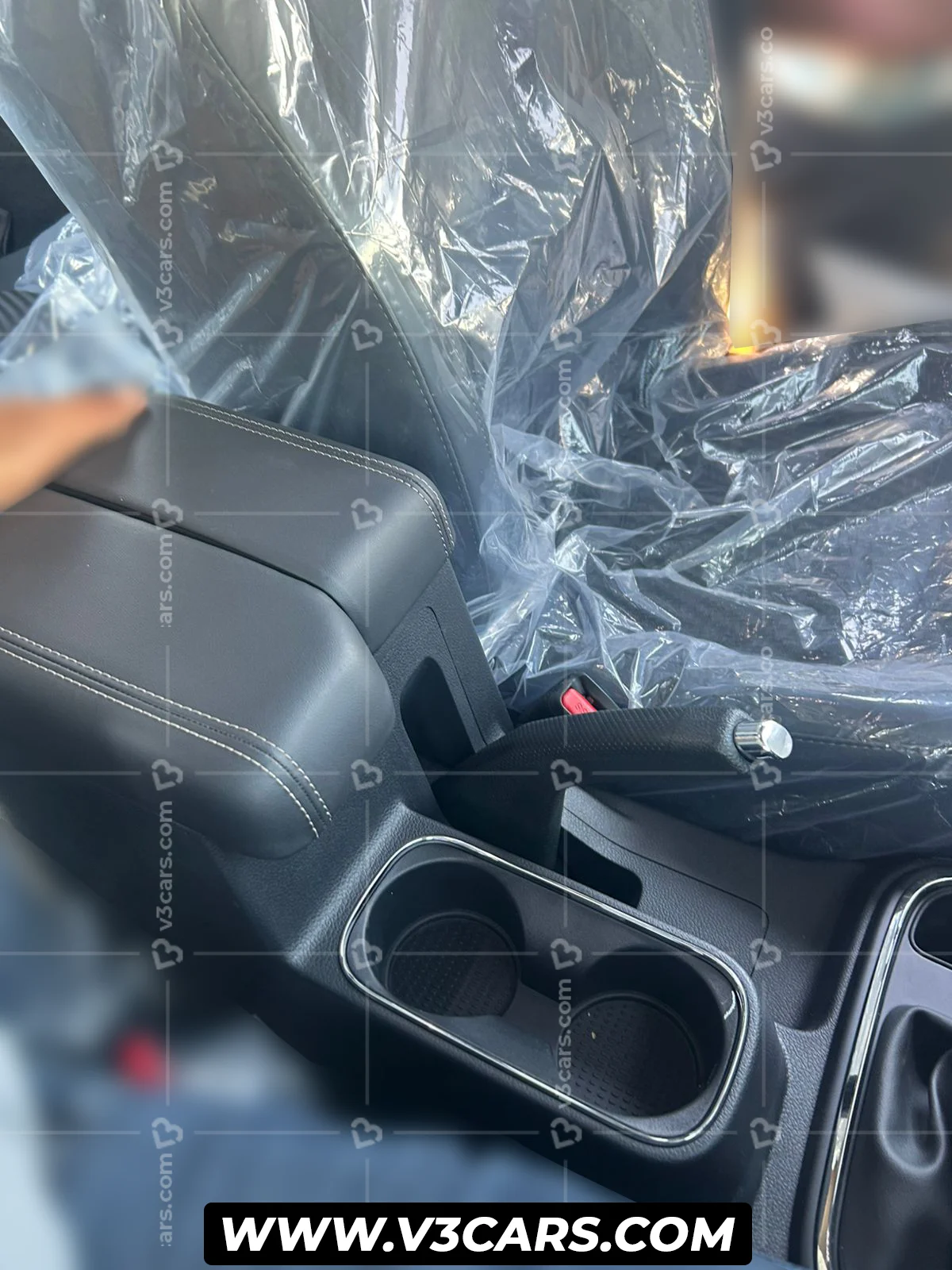 Mahindra thar 2025 facelift images spotted