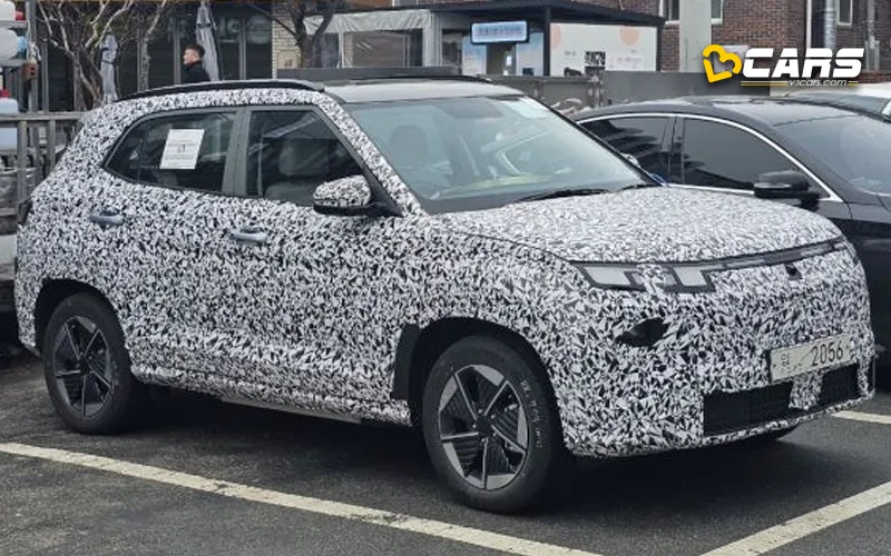Hyundai creta ev spied charging ahead of 2024 launch