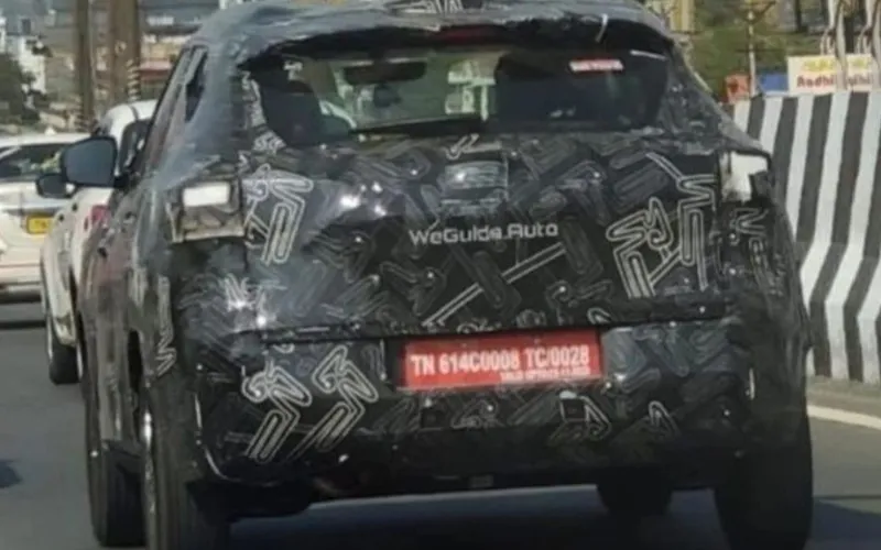 Nissan magnite facelift spotted testing ahead of 2024 launch