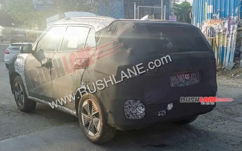 Hyundai creta ev based on creta facelift spied ahead of 2024 launch