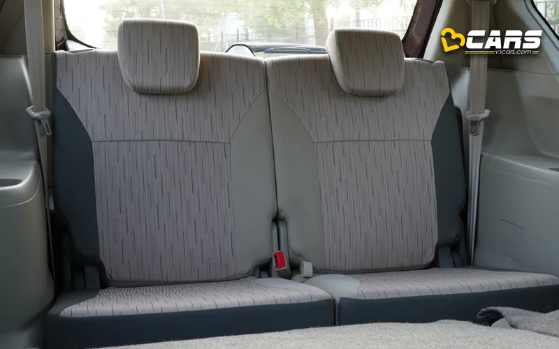 50 50 split folding rear seats