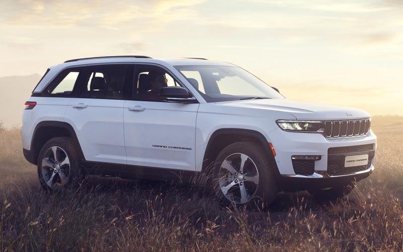 Jeep Grand Cherokee Ground Clearance, Boot Space And Dimensions