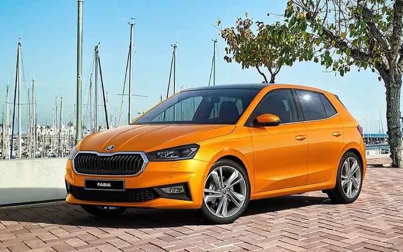 Skoda Fabia Price, Images, Mileage, Reviews, Specs