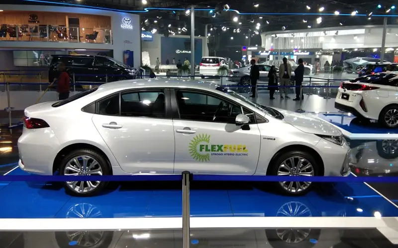 Corolla Altis Flex-Fuel Hybrid