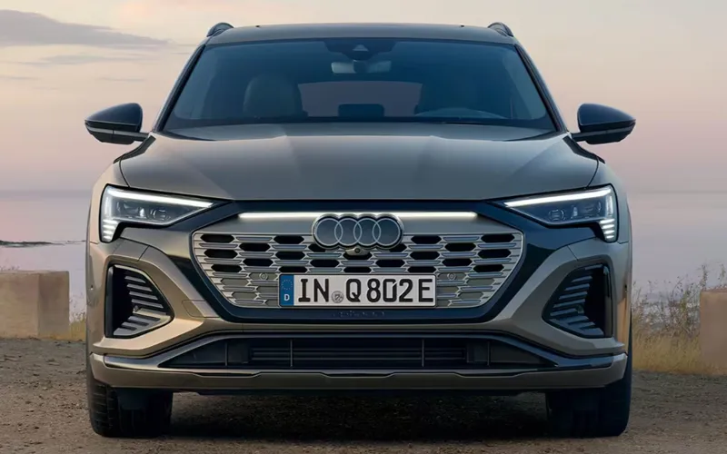 Audi Q8 e-tron 2024 Abmessungen 