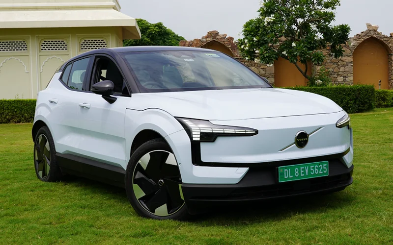 EX30