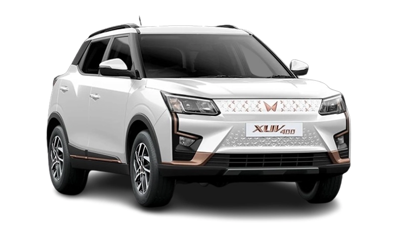 XUV400 EV Everest White